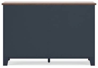 Landocken Dresser
