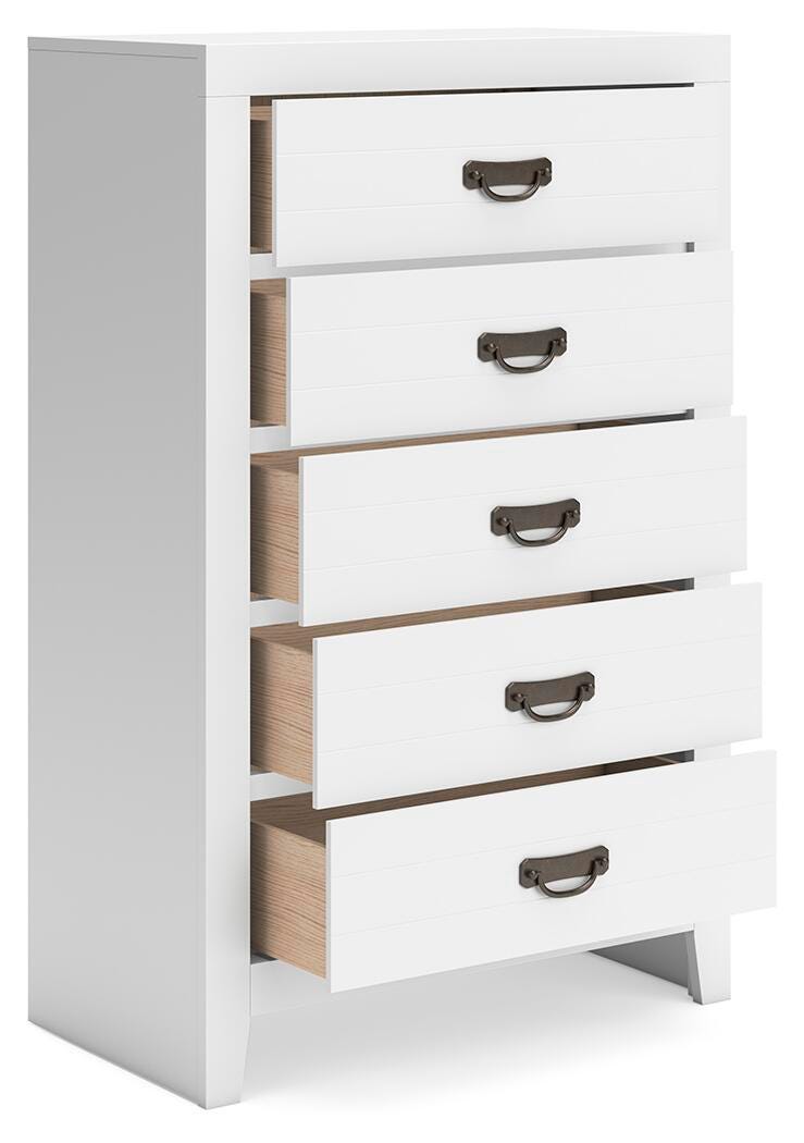 Binterglen Full Panel Bed, Dresser, Chest and Nightstand