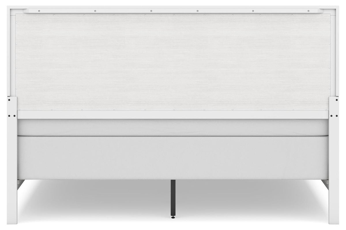 Binterglen King Panel Bed with Mirrored Dresser and Nightstand