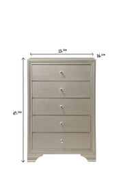 Lyssa Chest