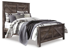 Wynnlow Queen Crossbuck Panel Bed