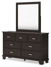Covetown Queen Panel Bed, Dresser, Mirror, Chest and Nightstand