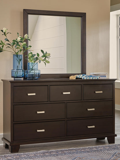 Covetown Queen Panel Bed with Mirrored Dresser and Nightstand