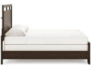 Covetown King Panel Bed with Mirrored Dresser