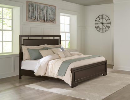 Covetown California King Panel Bed with Mirrored Dresser