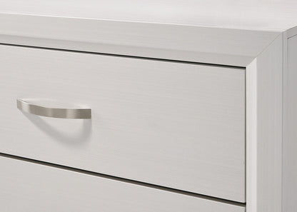 Akerson Chest Chalk