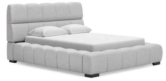 Greendusk Queen Upholstered Bed