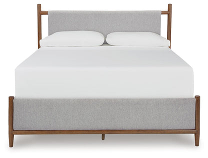 Lyncott King Upholstered Bed with Mirrored Dresser