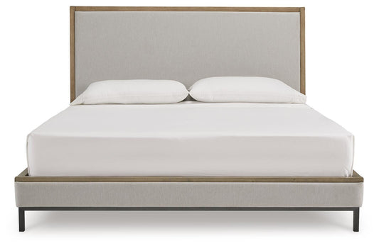 Tomtyn King Upholstered Bed