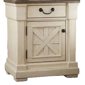 Bolanburg Nightstand