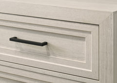 Lorraine Chest