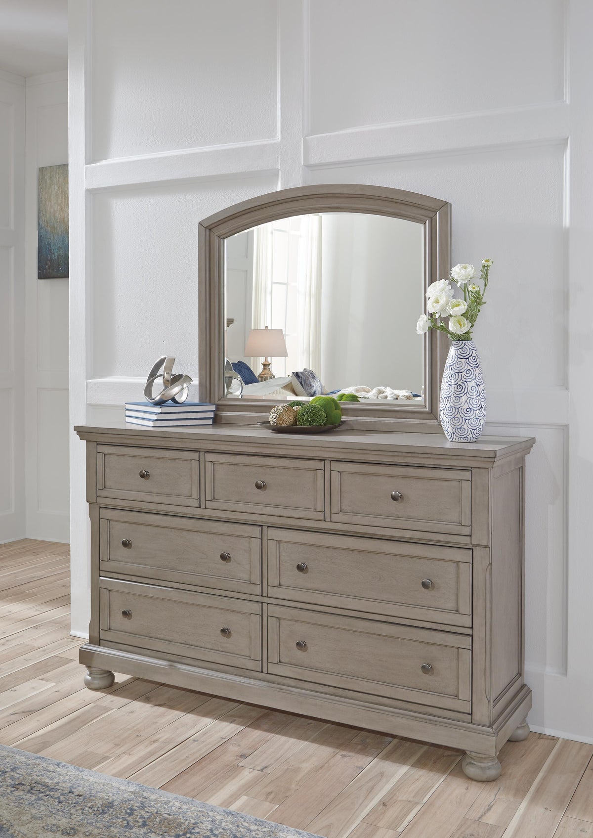 Lettner Queen Panel Bed with Mirrored Dresser