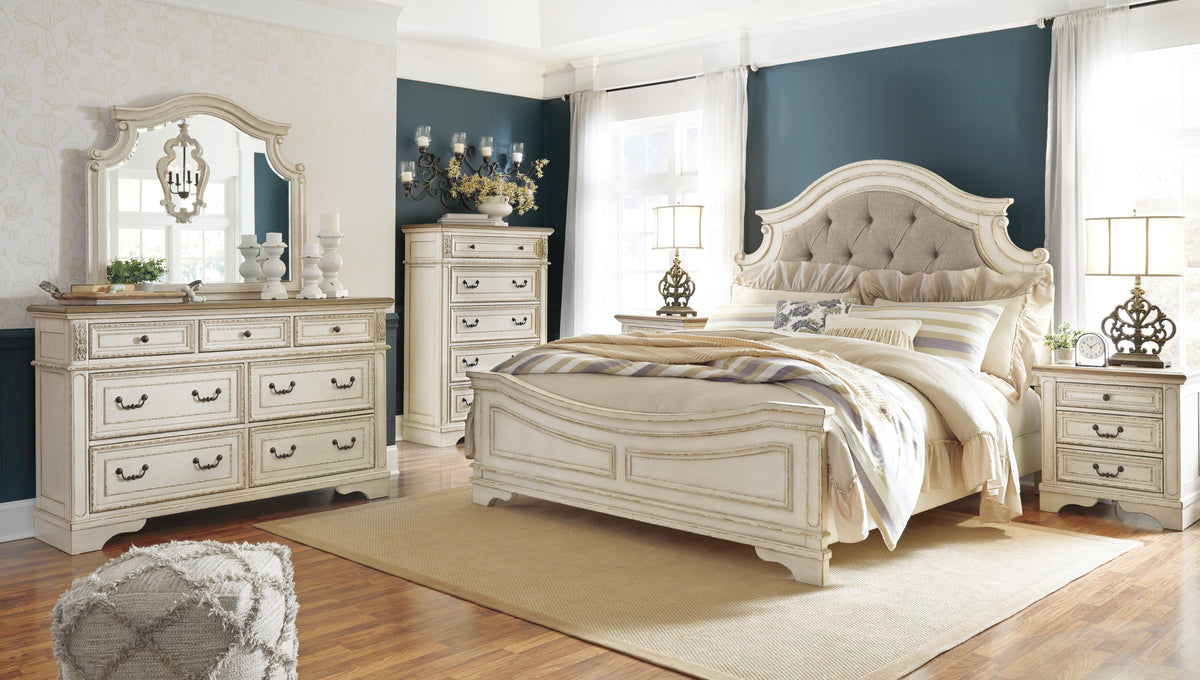 Realyn King Upholstered Panel Bed with Mirrored Dresser