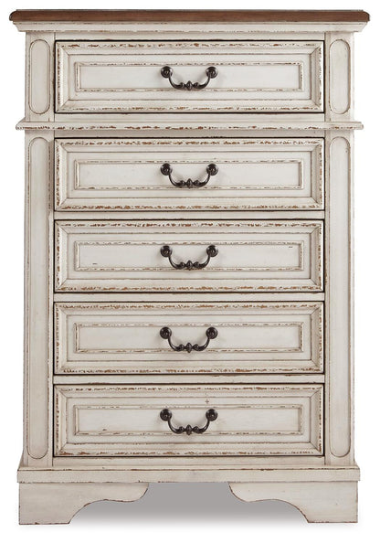 Realyn King Panel Bed, Dresser, Chest and 2 Nightstands