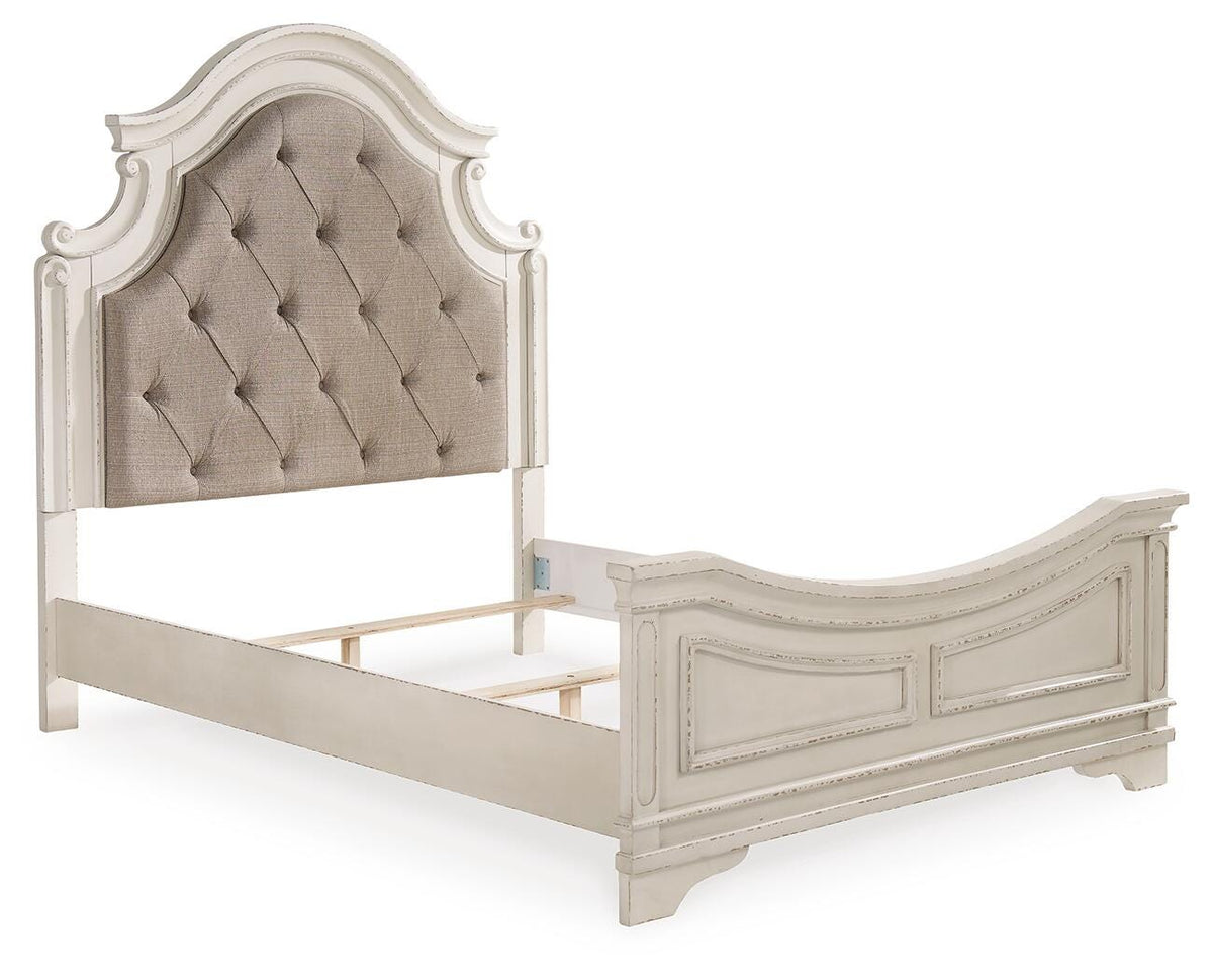 Realyn Queen Upholstered Panel Bed with Mirrored Dresser