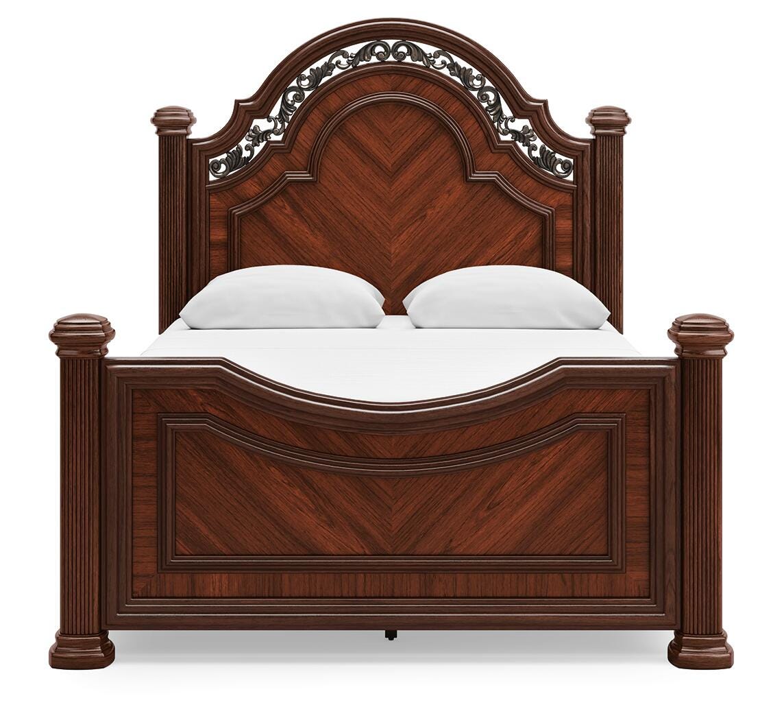 Lavinton Queen Poster Bed