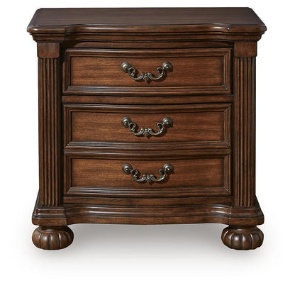Lavinton King 4PC Bedroom Set