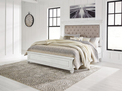 Kanwyn King Panel Bed