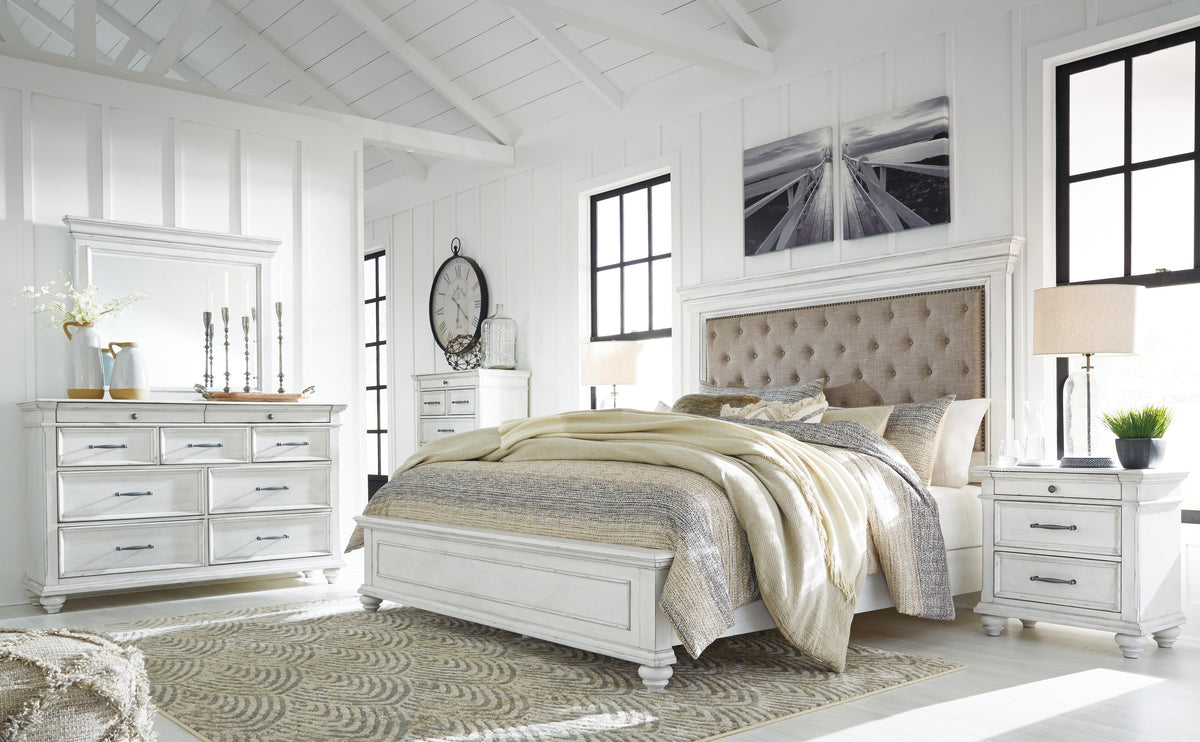 Kanwyn California King Panel Bed