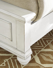 Kanwyn Queen Panel Bed with Storage Bench
