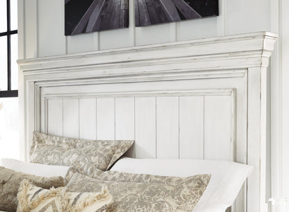 Kanwyn Queen Panel Bed with Storage Bench