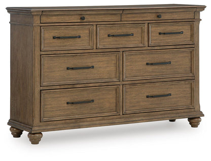 Waynely Dresser