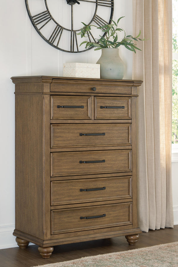 Waynely Seven Drawer Chest