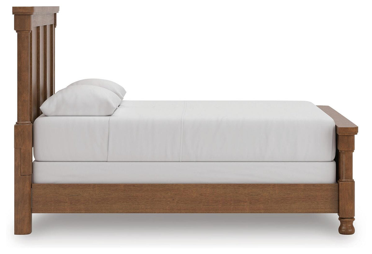 Rowlenstown Queen Poster Bed with Mirrored Dresser