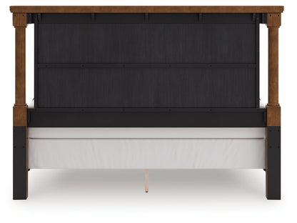 Chadworth California King Poster Bed