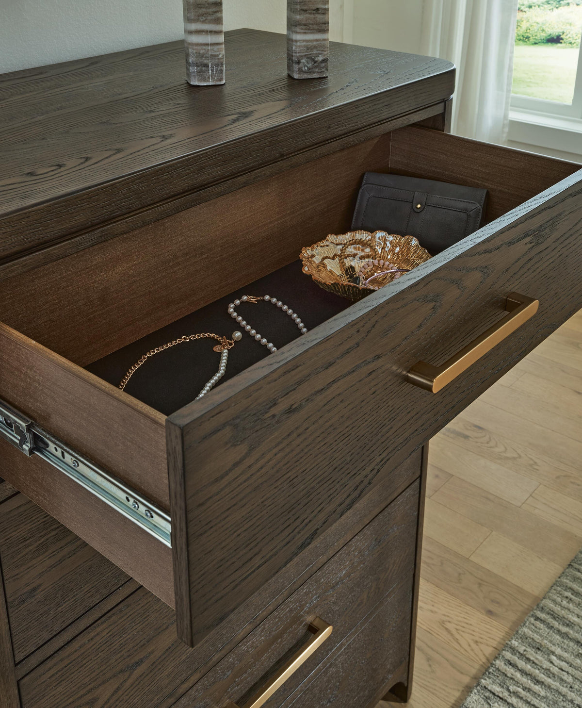Darimore Five Drawer Chest
