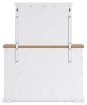 Ashbryn Queen Panel 4PC Storage Bedroom Set