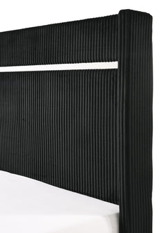 Gennro Bed