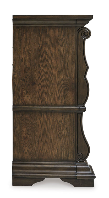 Maylee Queen Upholstered Bedroom Set with 2 Nightstands