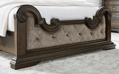 Maylee Queen Upholstered Bedroom Set with 2 Nightstands