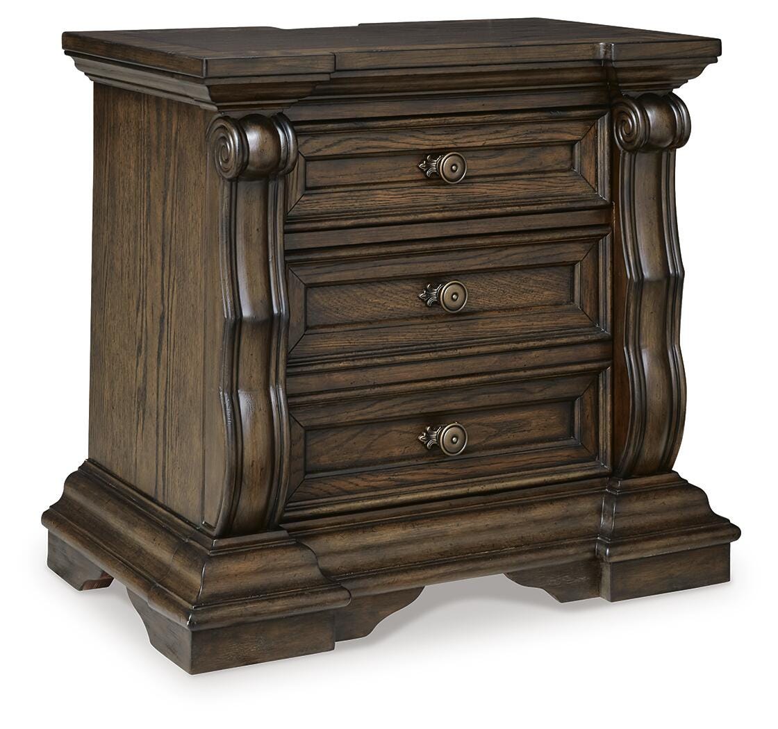 Maylee 4PC Queen Bedroom Set