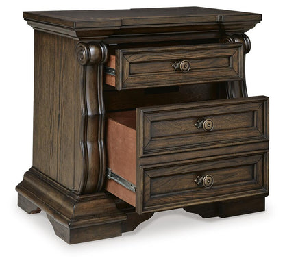 Maylee 4PC Queen Bedroom Set