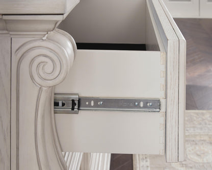 Andonhall 4PC Queen Bedroom Set