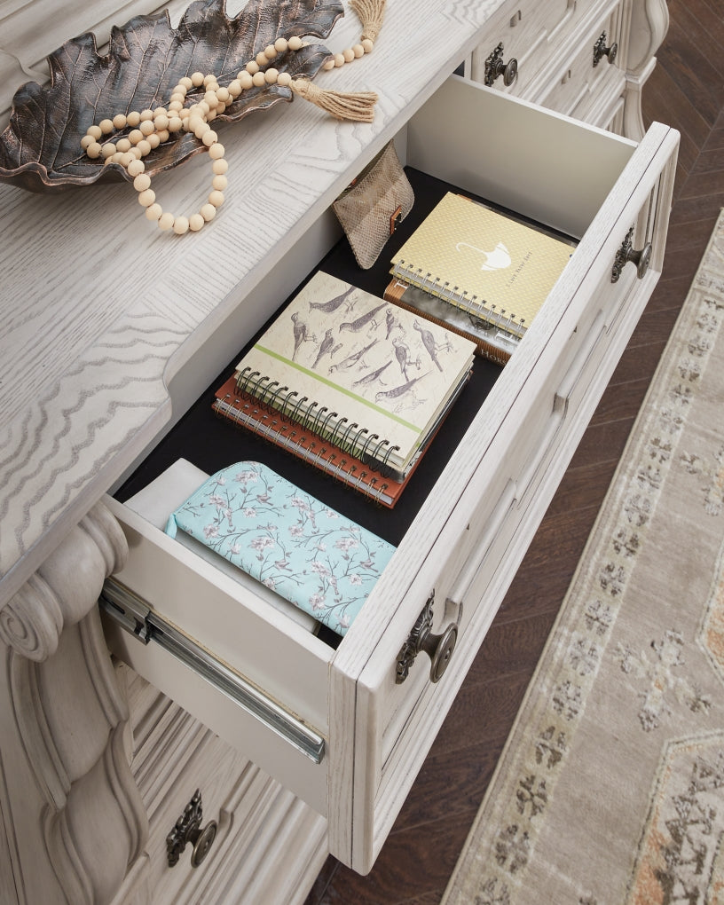Andonhall Dresser