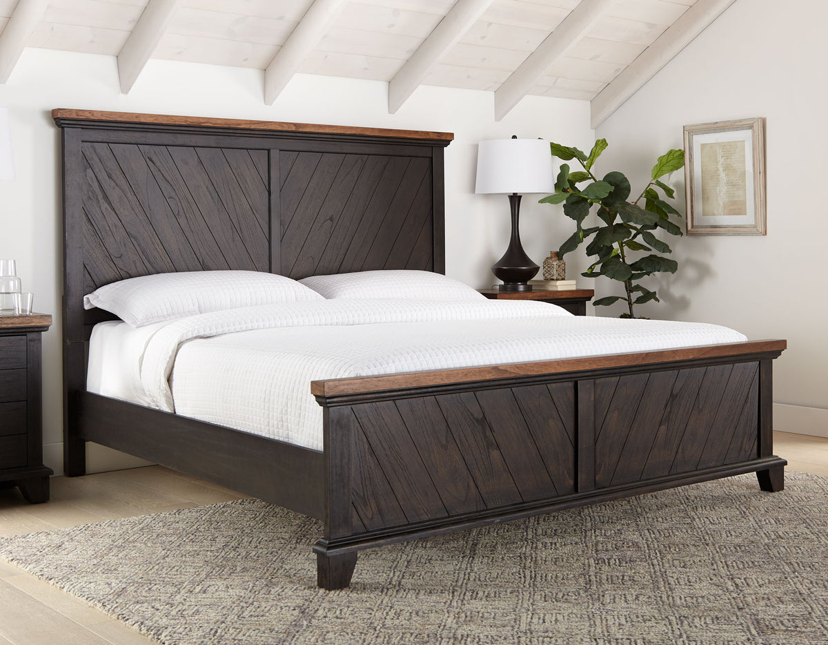 Bear Creek 4PC Bedroom Set