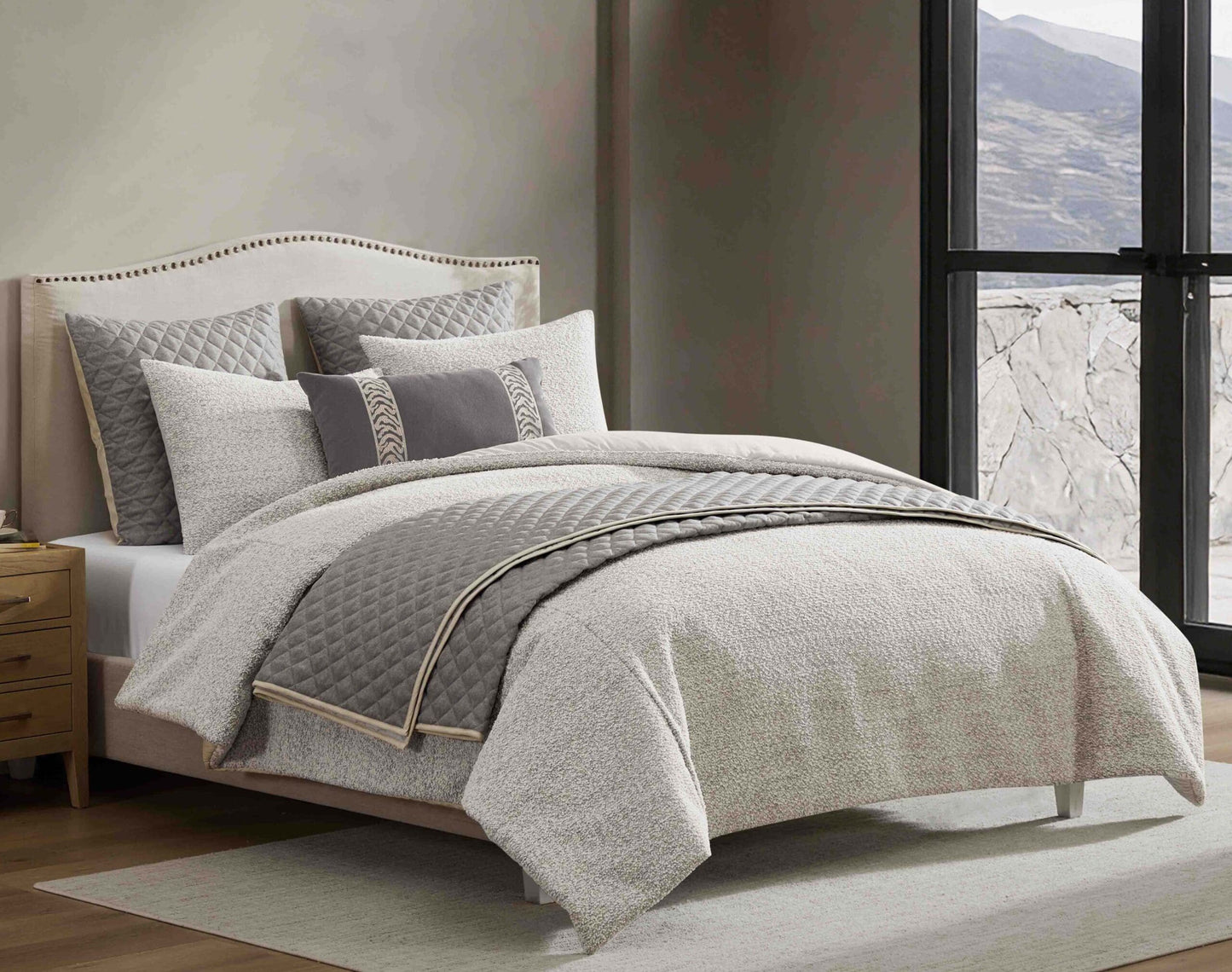 Briar Comforter Set