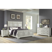 Bridgestone King 4PC Bedroom Set with 2 Nightstands & Dresser in Antique White