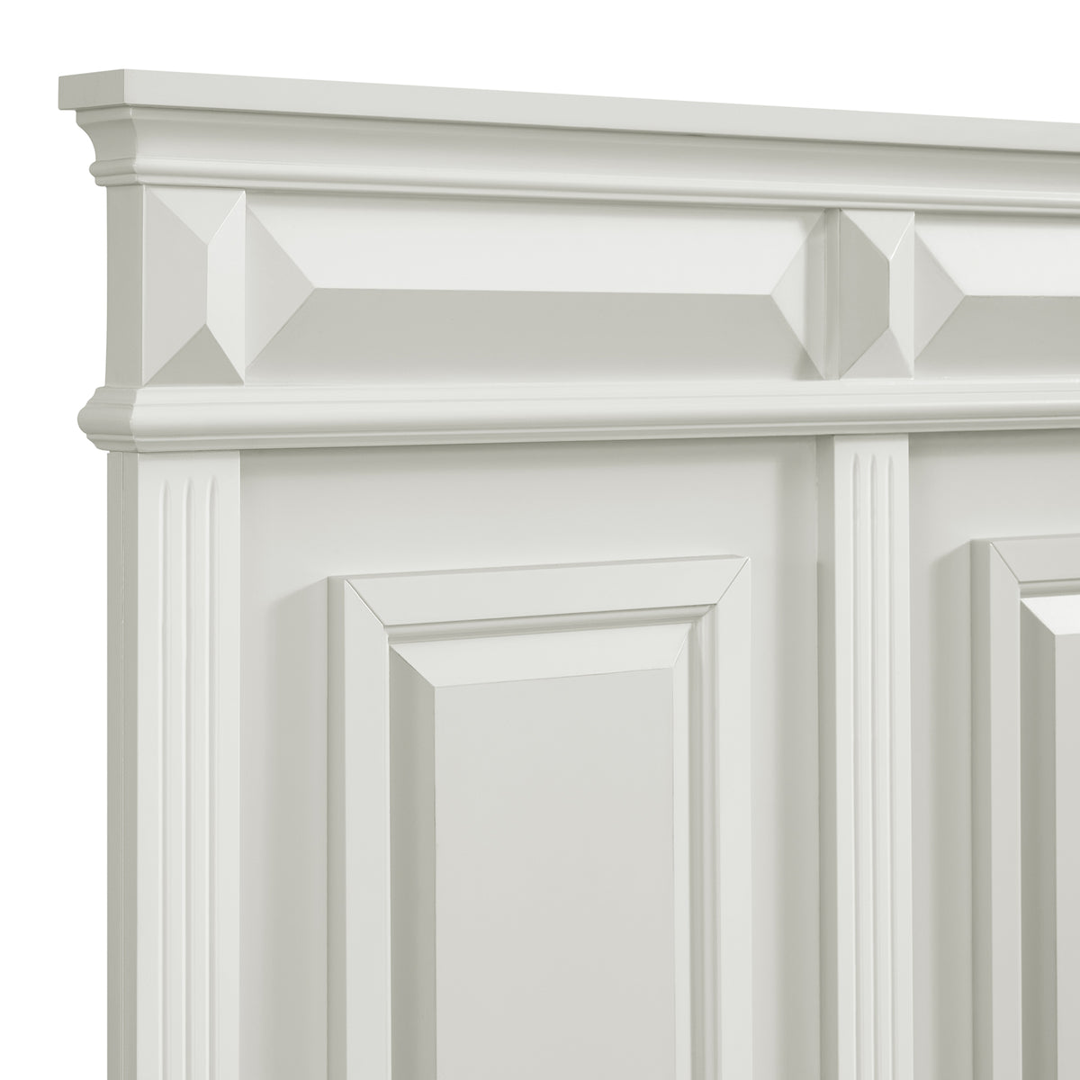 Bridgestone King 3PC Bedroom Set with 2 Nightstands in Antique White