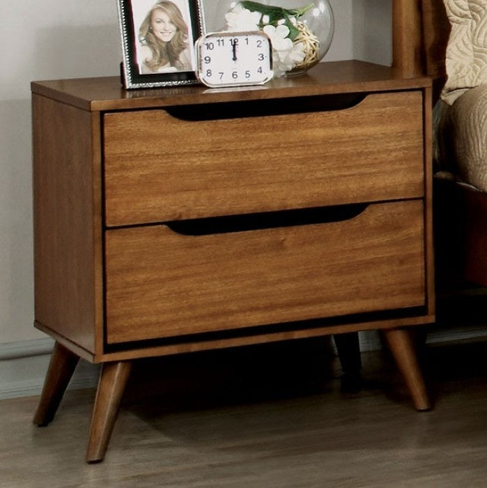 Lennart Nightstand in Oak
