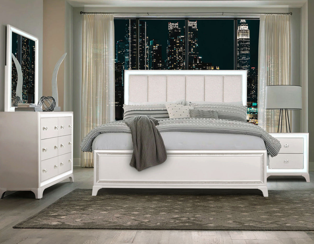 Cassie Illuminating Glam Bedroom Set