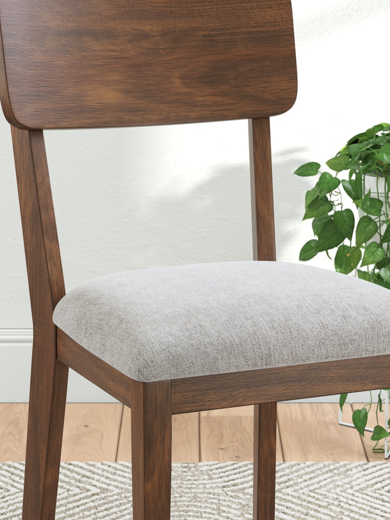 Lyncott Dining UPH Side Chair (2/CN)