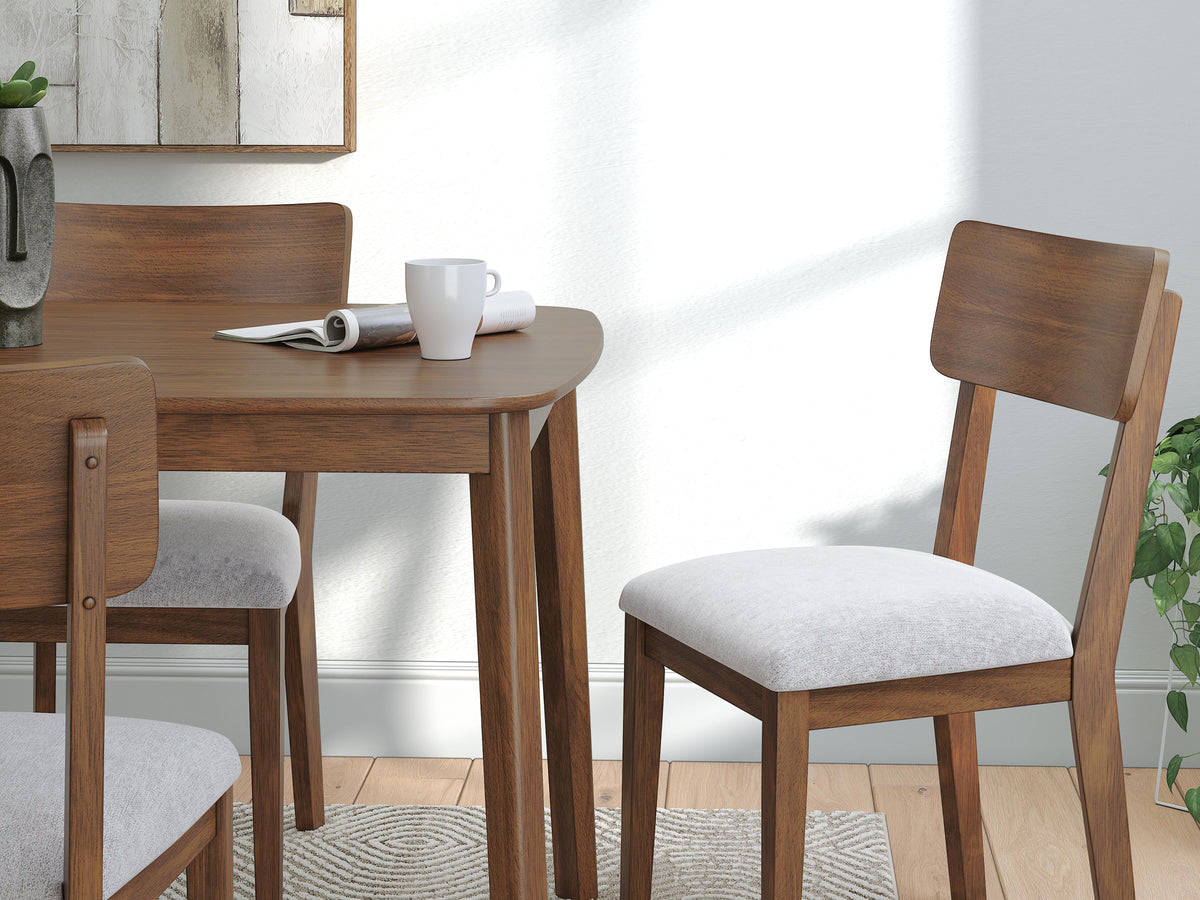 Lyncott Dining Room Table Set (5/CN)