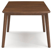 Lyncott Dining Table and 4 Chairs