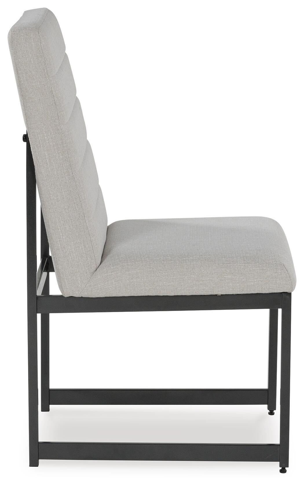 Tomtyn Dining Table and 6 Chairs
