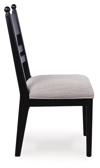 Chadworth Dining UPH Side Chair (2/CN)