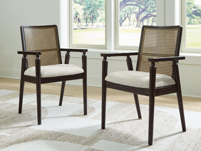 Galliden Dining UPH Arm Chair (2/CN)